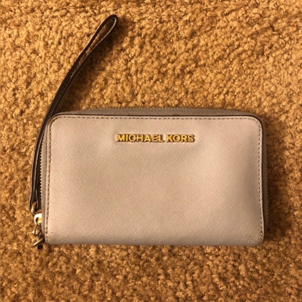 michaels kors baby blue wallet